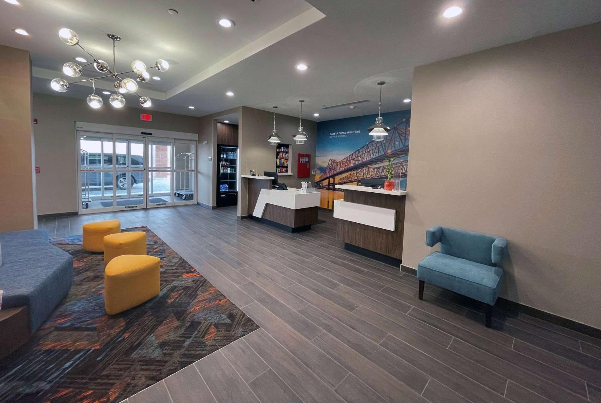 La Quinta Inn & Suites By Wyndham Sulphur Lake Charles מראה חיצוני תמונה