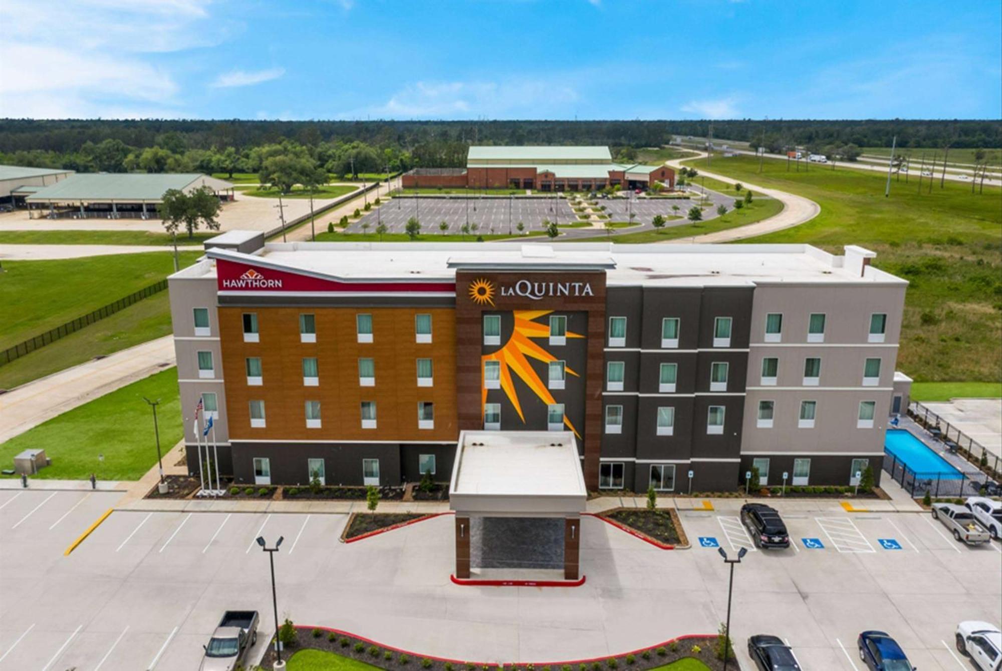 La Quinta Inn & Suites By Wyndham Sulphur Lake Charles מראה חיצוני תמונה